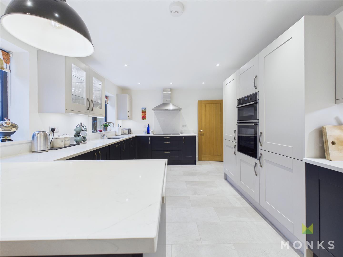 1 Silvana Gardens Whittington Road, Oswestry, SY11 3QT For Sale